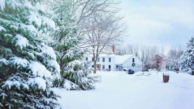 表达下雪的经典的说说，精致走心，发朋友圈很受欢迎！