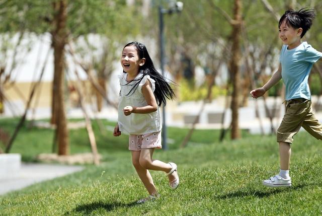 解析五大“幼儿敏感期”，浅谈家长“不懂”会给孩子造成多大伤害