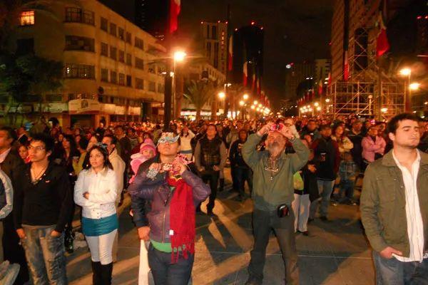 译文｜世界各国新年祝福语及迥异的庆祝方式