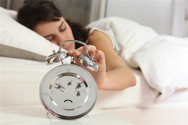 早起就是“救命”！长期早睡早起的人，身体会发生3种喜人变化