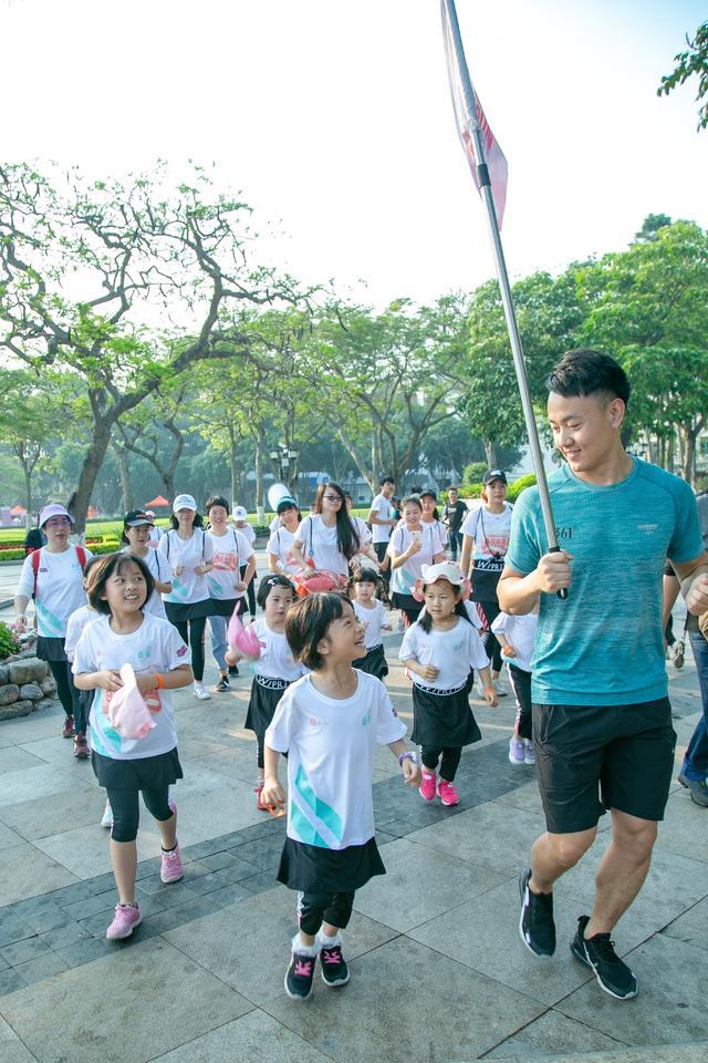 She Run亲子跑，以运动的方式传递爱，361°童装送上母亲节福利