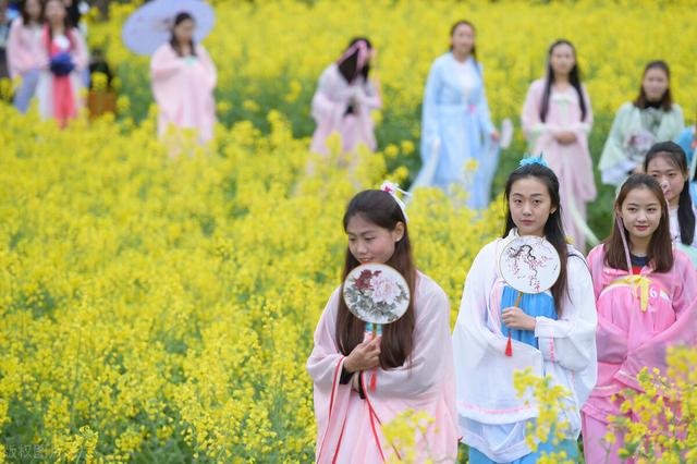 寒流：七律十首 | 美丽春天谁妆扮 油菜花开 | 精彩推荐