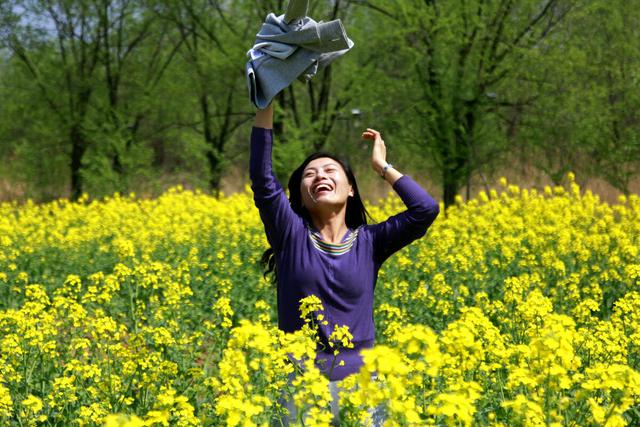 寒流：七律十首 | 美丽春天谁妆扮 油菜花开 | 精彩推荐