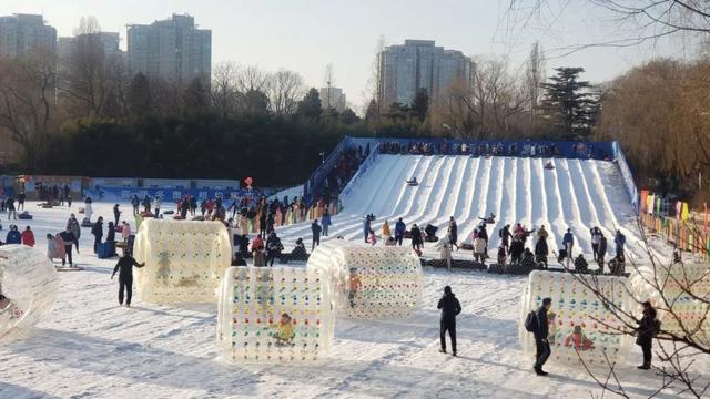 冬奥还没开幕，朋友圈滑雪比赛已经开始了