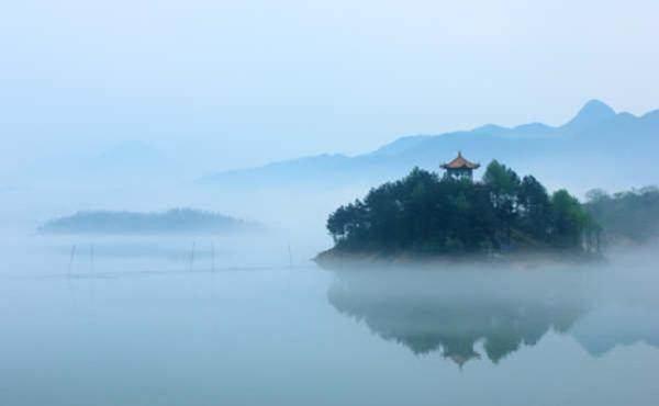 80句绝美诗词：世间最美的风景，都在古人的诗里