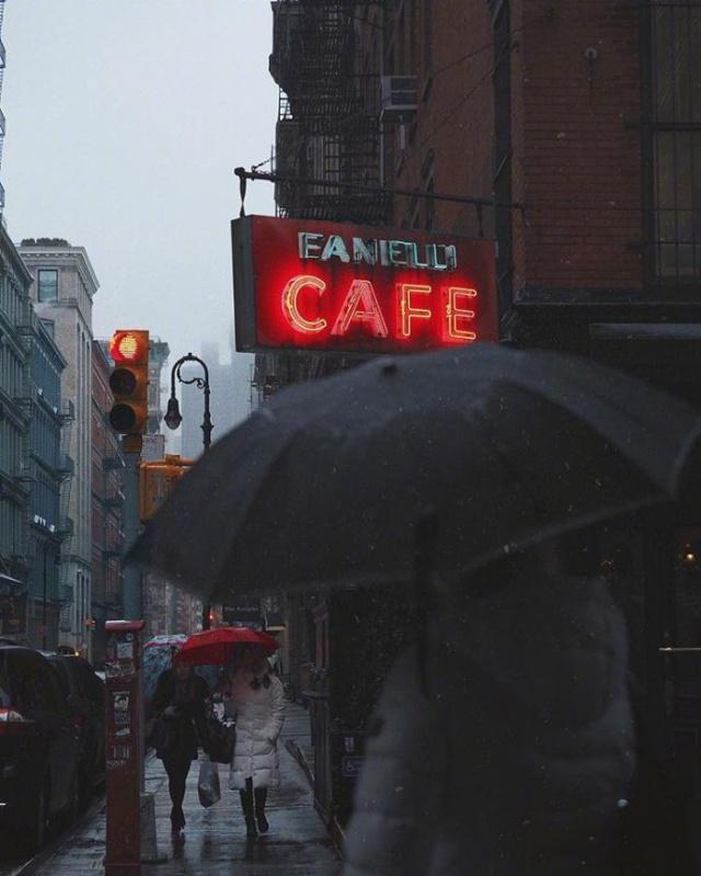 雨天心情不好的句子，触碰泪点！