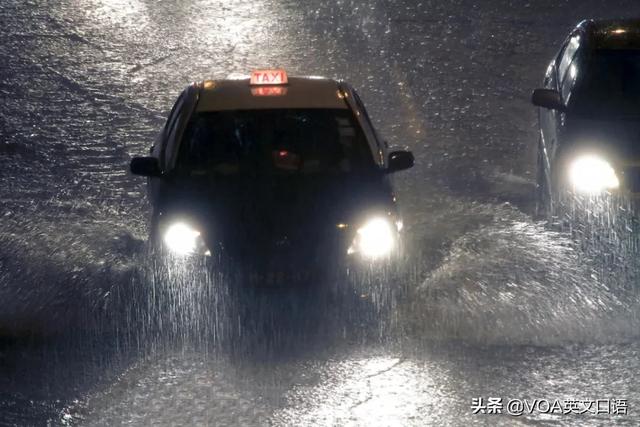 大雨≠big rain, 小雨≠small rain! 正确说法是这样的