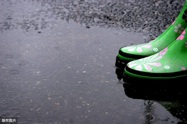 盼一场夏雨 有哪些关于雨的精美的句子