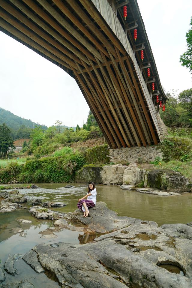 走进“中国天然氧吧”泰顺，赏一座座国宝廊桥，在山水间放飞心情