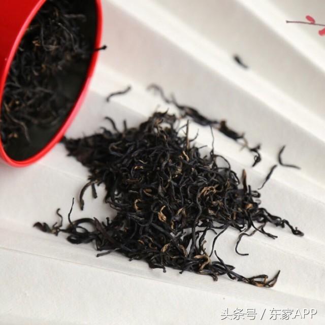 花有花语，其实茶也有茶语，快看看怎么用茶叶表白吧！