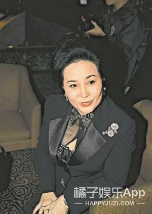 还记得赌王孙女何家文吗？聊聊赌王大房那些事……