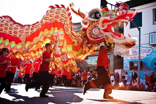 春节的英文是Spring Festival， 那“除夕”呢？