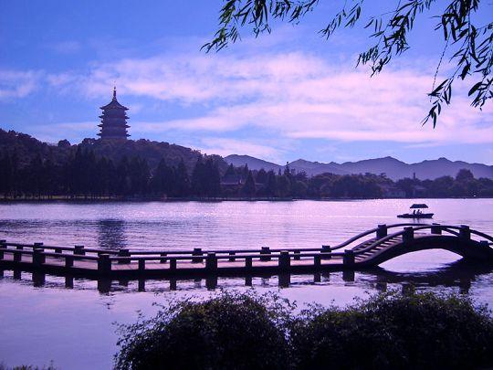 十首有关雨的最美古诗词，为你的炎炎夏日，带来一丝清凉