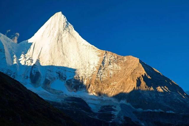 中国最美十大雪山，你去过几座？