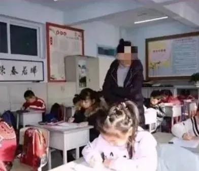 小学生因名字“简单”红了，连名带姓2笔，获网友大赞好听又好用