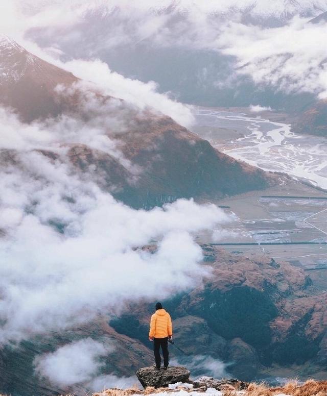 找个喜欢的句子发朋友圈吧