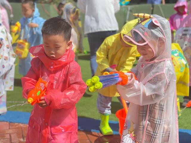 缤纷六一，七彩童年——青岛市李沧区合水路幼儿园庆六一活动